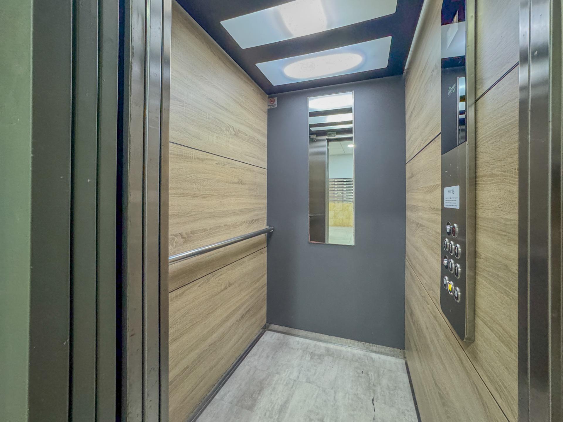 3 Bed, 1 Bath, ApartmentFor Sale, Torrevieja, Alicante