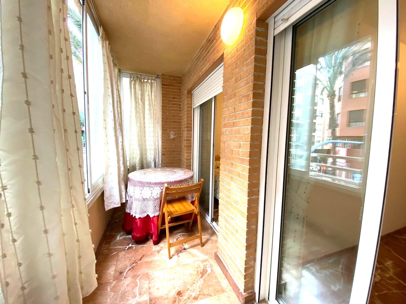 4 Bed, 2 Bath, ApartmentFor Sale, Alicante, Alicante