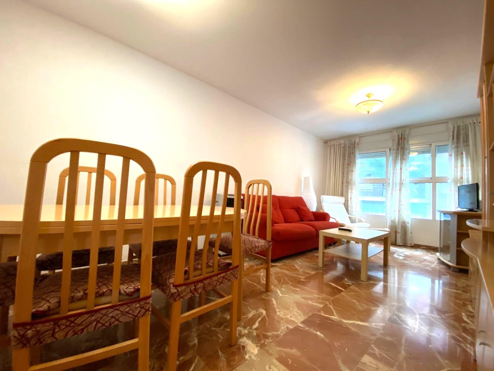 4 Bed, 2 Bath, ApartmentFor Sale, Alicante, Alicante