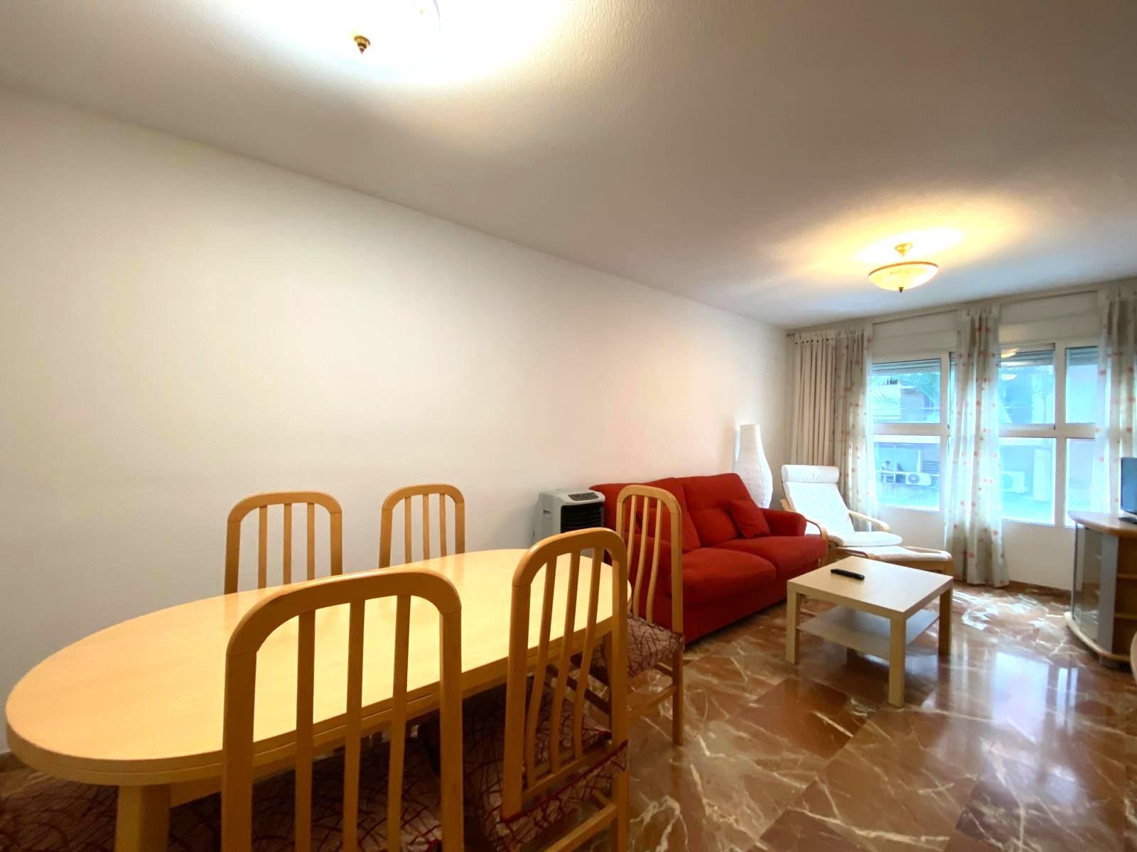 4 Bed, 2 Bath, ApartmentFor Sale, Alicante, Alicante