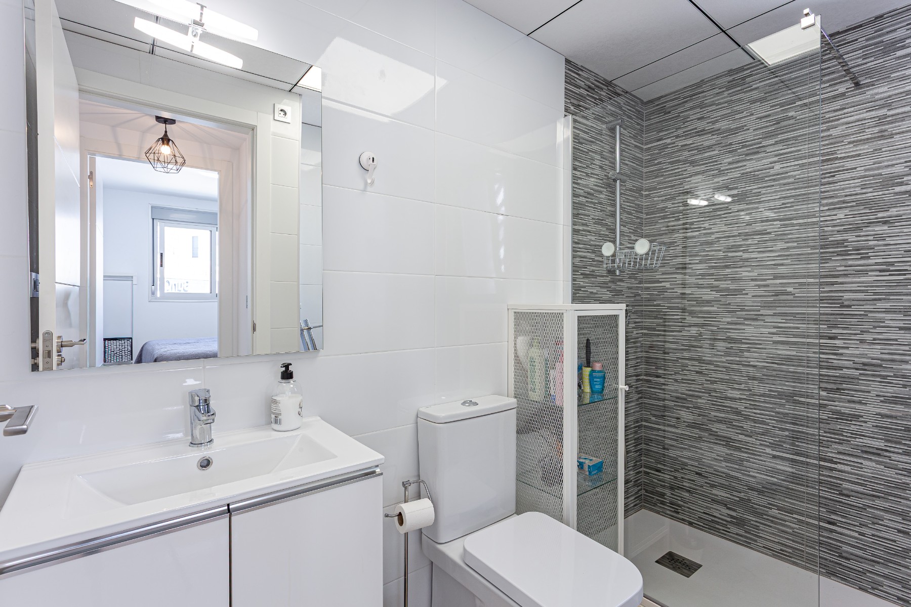 1 Bed, 1 Bath, ApartmentFor Sale, Orihuela Costa, Alicante