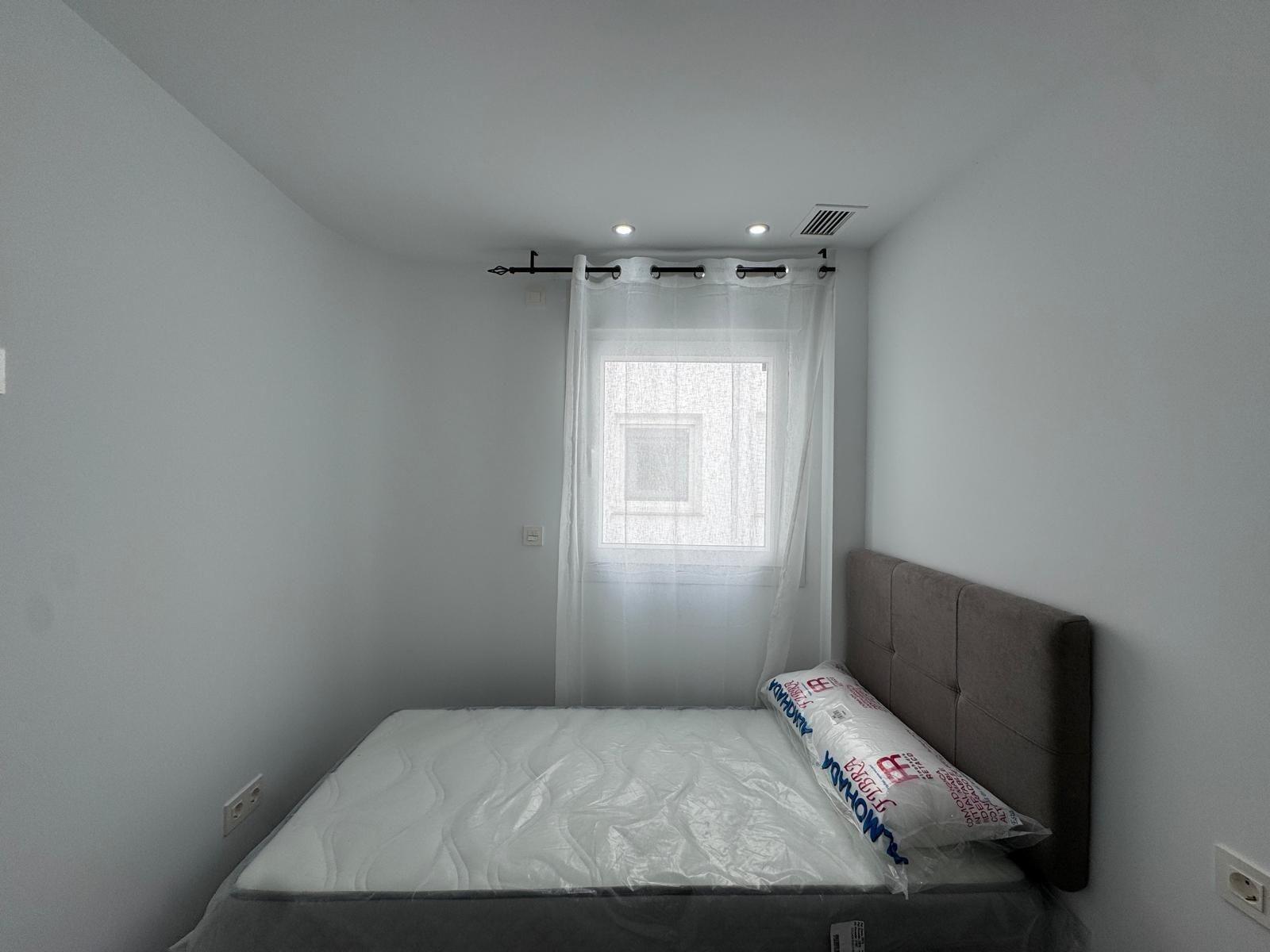 2 Bed, 1 Bath, ApartmentFor Sale, Torrevieja, Alicante