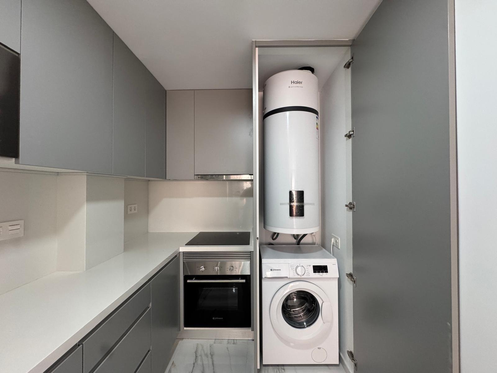 2 Bed, 1 Bath, ApartmentFor Sale, Torrevieja, Alicante