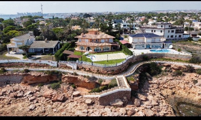 8 Bed, 11 Bath, HouseFor Sale, Orihuela Costa, Alicante