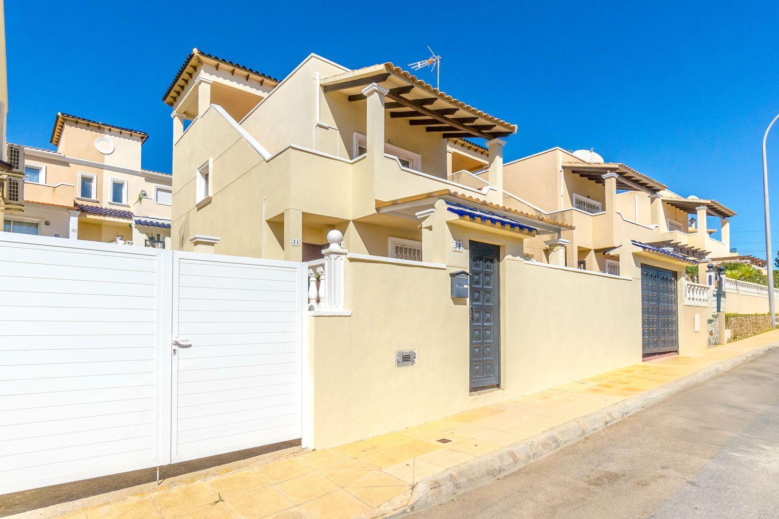 3 Bed, 2 Bath, HouseFor Sale, Orihuela Costa, Alicante 3 Bed, 2 Bath, HouseFor Sale, Orihuela Costa, Alicante