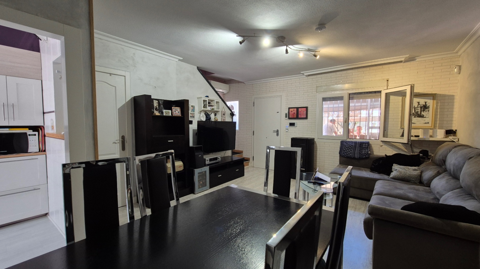 3 Bed, 2 Bath, HouseFor Sale, Torrevieja, Alicante