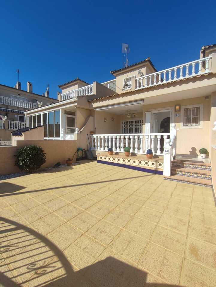 4 Bed, 2 Bath, HouseFor Sale, Benijofar, Alicante