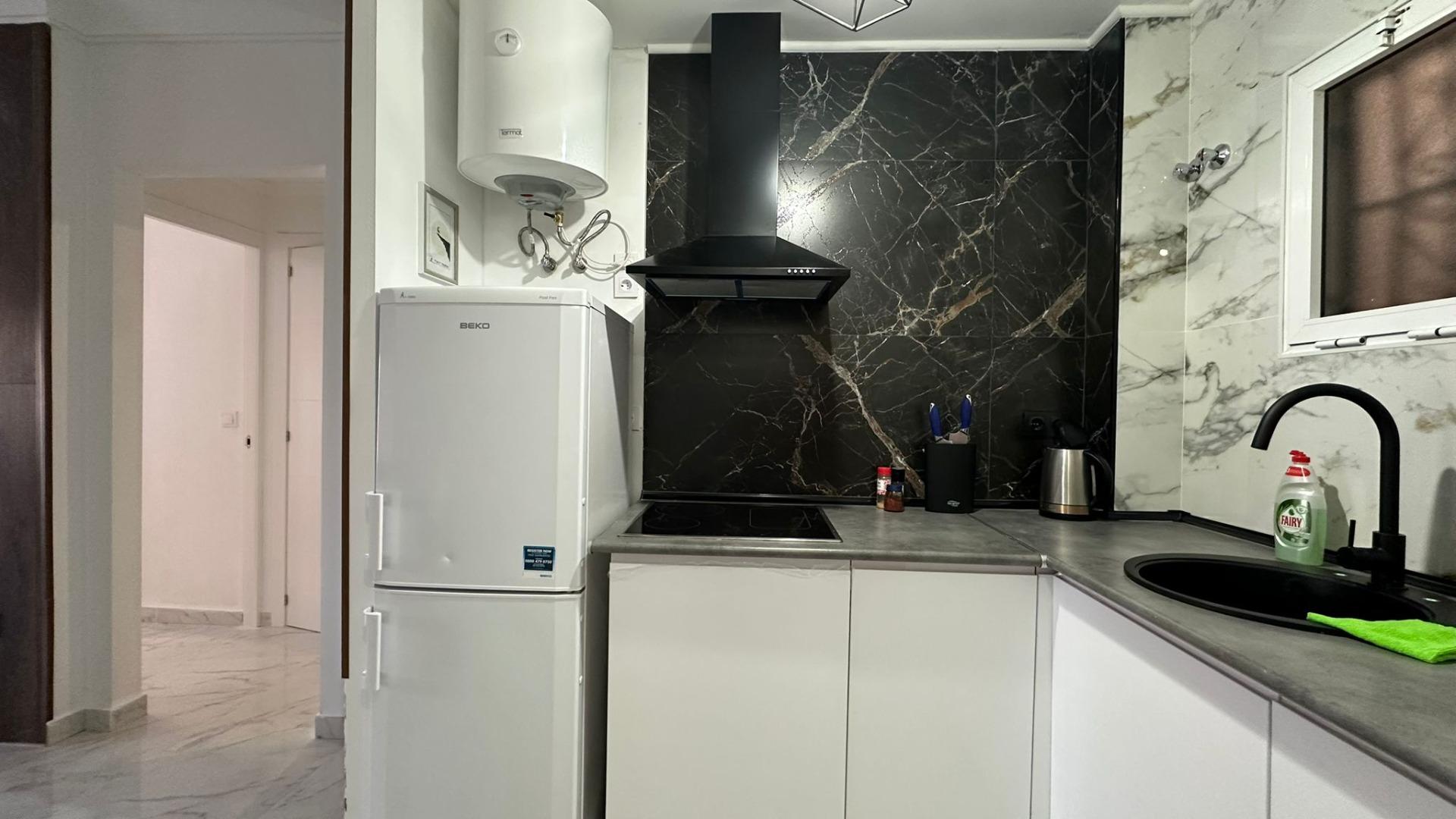 2 Bed, 1 Bath, ApartmentFor Sale, Torrevieja, Alicante