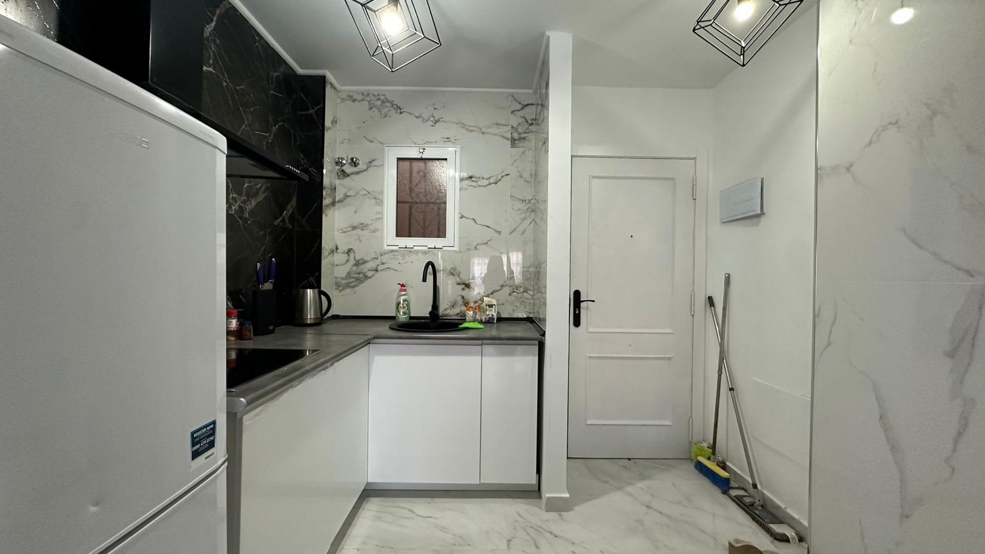 2 Bed, 1 Bath, ApartmentFor Sale, Torrevieja, Alicante