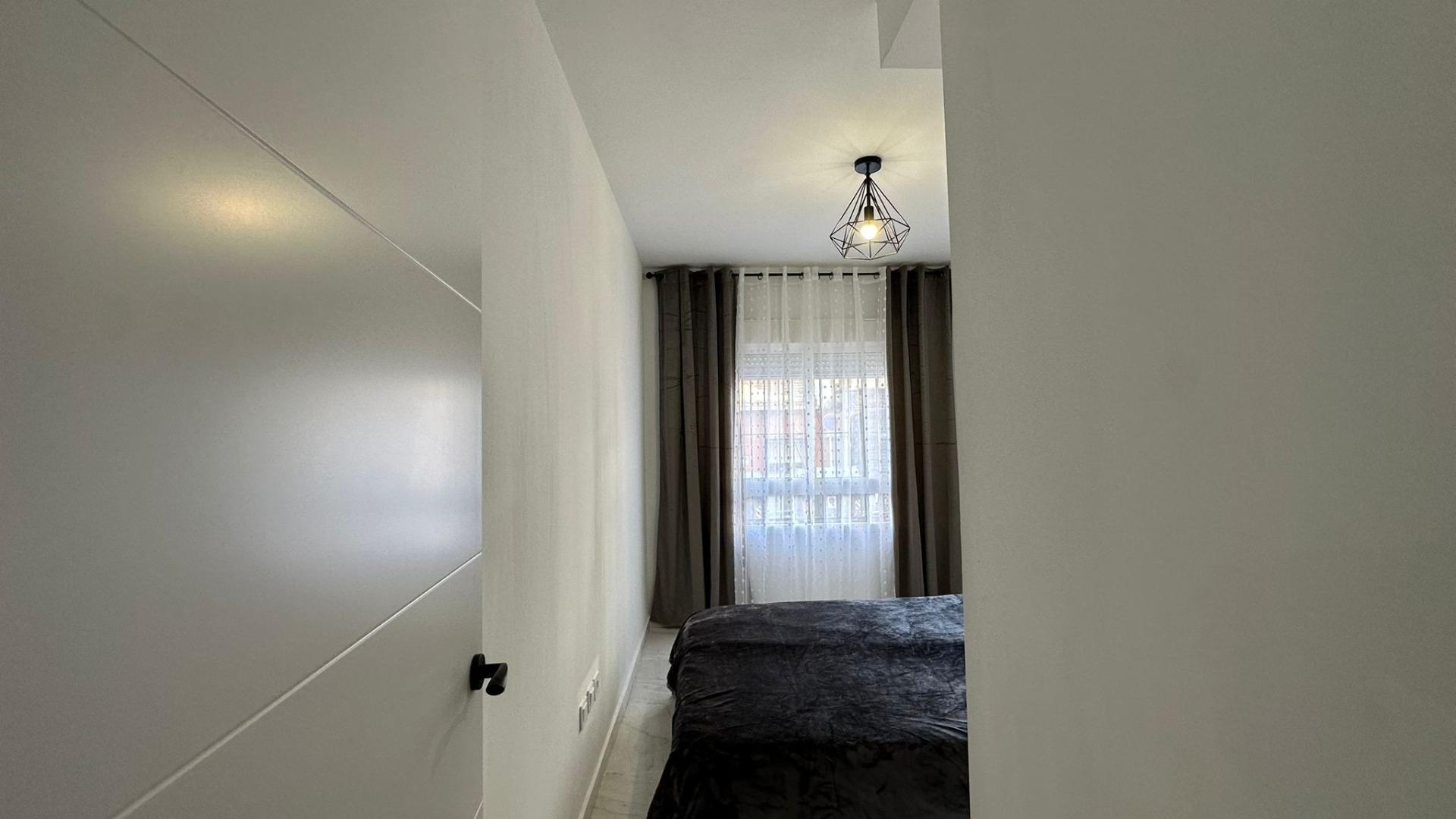 2 Bed, 1 Bath, ApartmentFor Sale, Torrevieja, Alicante