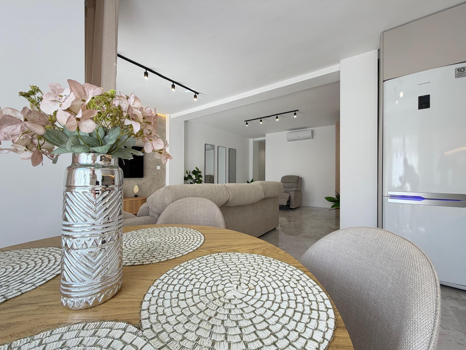 3 Bed, 1 Bath, ApartmentFor Sale, Torrevieja, Alicante