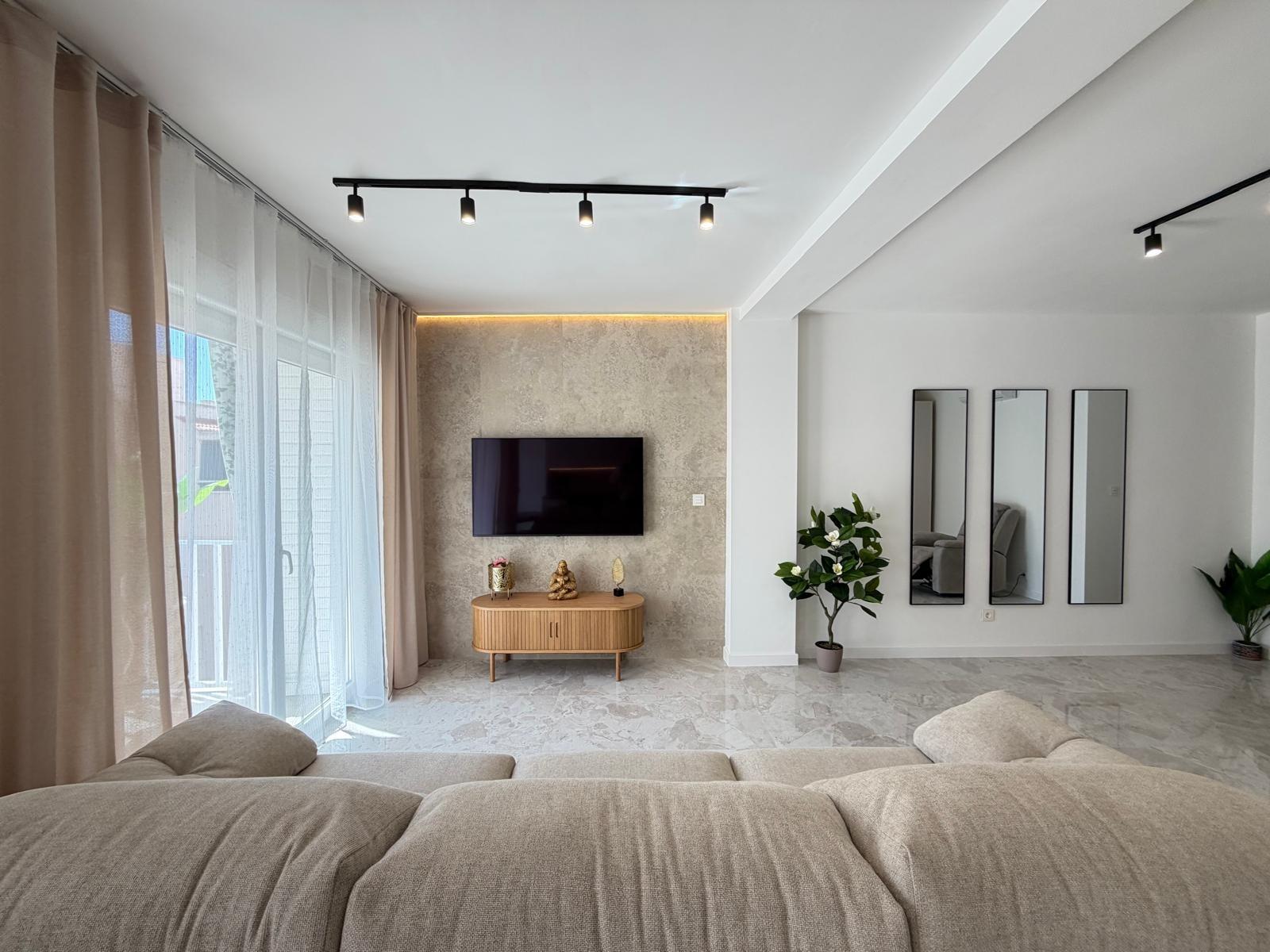 3 Bed, 1 Bath, ApartmentFor Sale, Torrevieja, Alicante