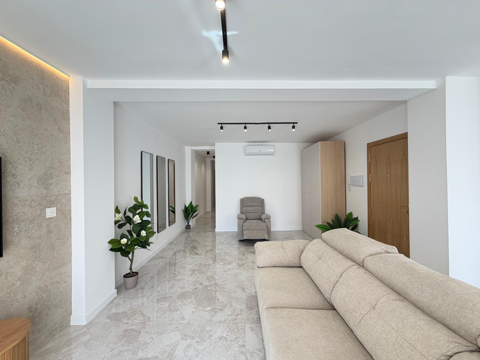 3 Bed, 1 Bath, ApartmentFor Sale, Torrevieja, Alicante