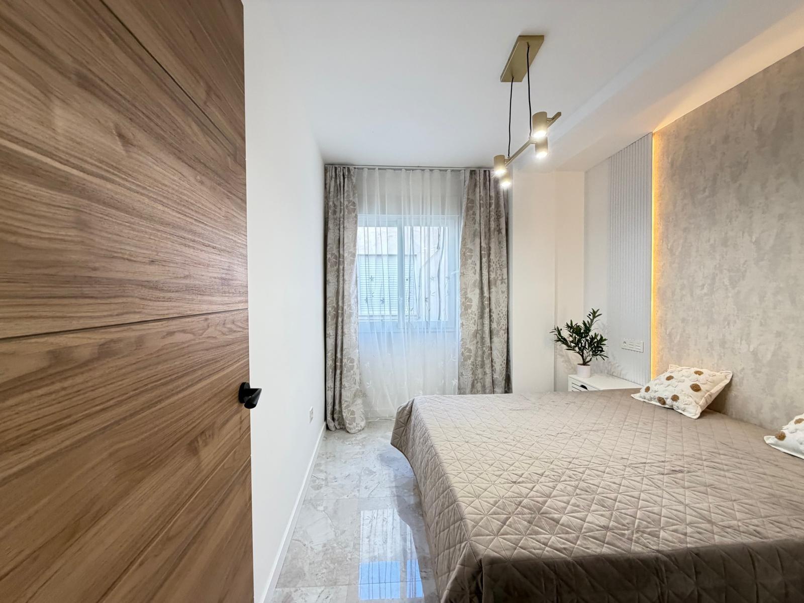 3 Bed, 1 Bath, ApartmentFor Sale, Torrevieja, Alicante