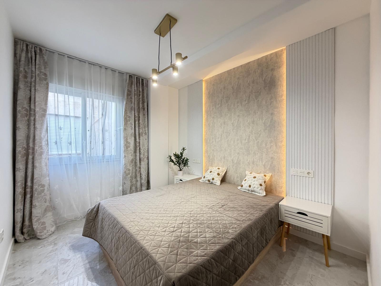 3 Bed, 1 Bath, ApartmentFor Sale, Torrevieja, Alicante