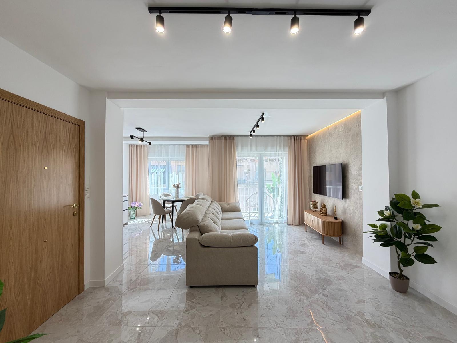 3 Bed, 1 Bath, ApartmentFor Sale, Torrevieja, Alicante