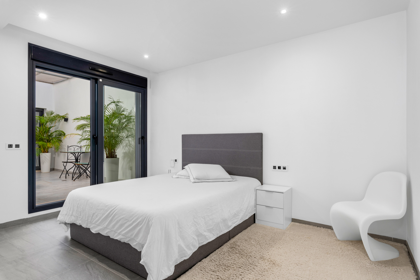 4 Bed, 4 Bath, HouseFor Sale, San Miguel de Salinas, Alicante