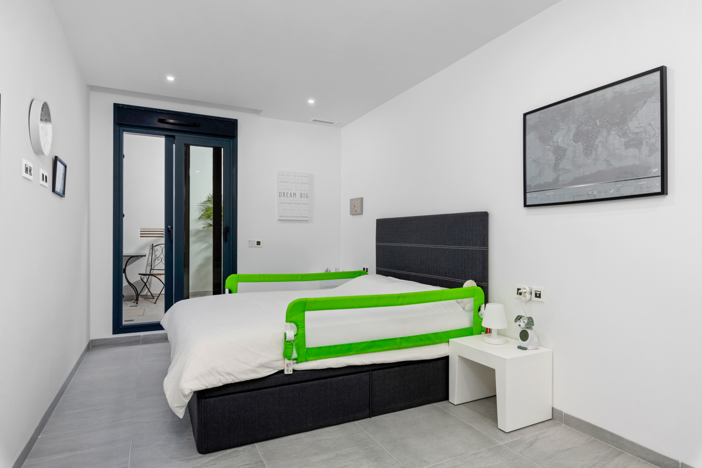 4 Bed, 4 Bath, HouseFor Sale, San Miguel de Salinas, Alicante