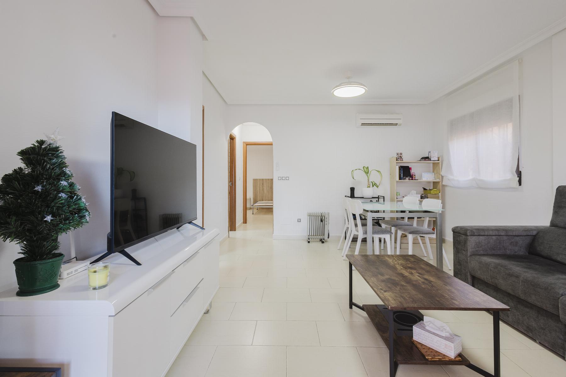 2 Bed, 2 Bath, HouseFor Sale, Torrevieja, Alicante