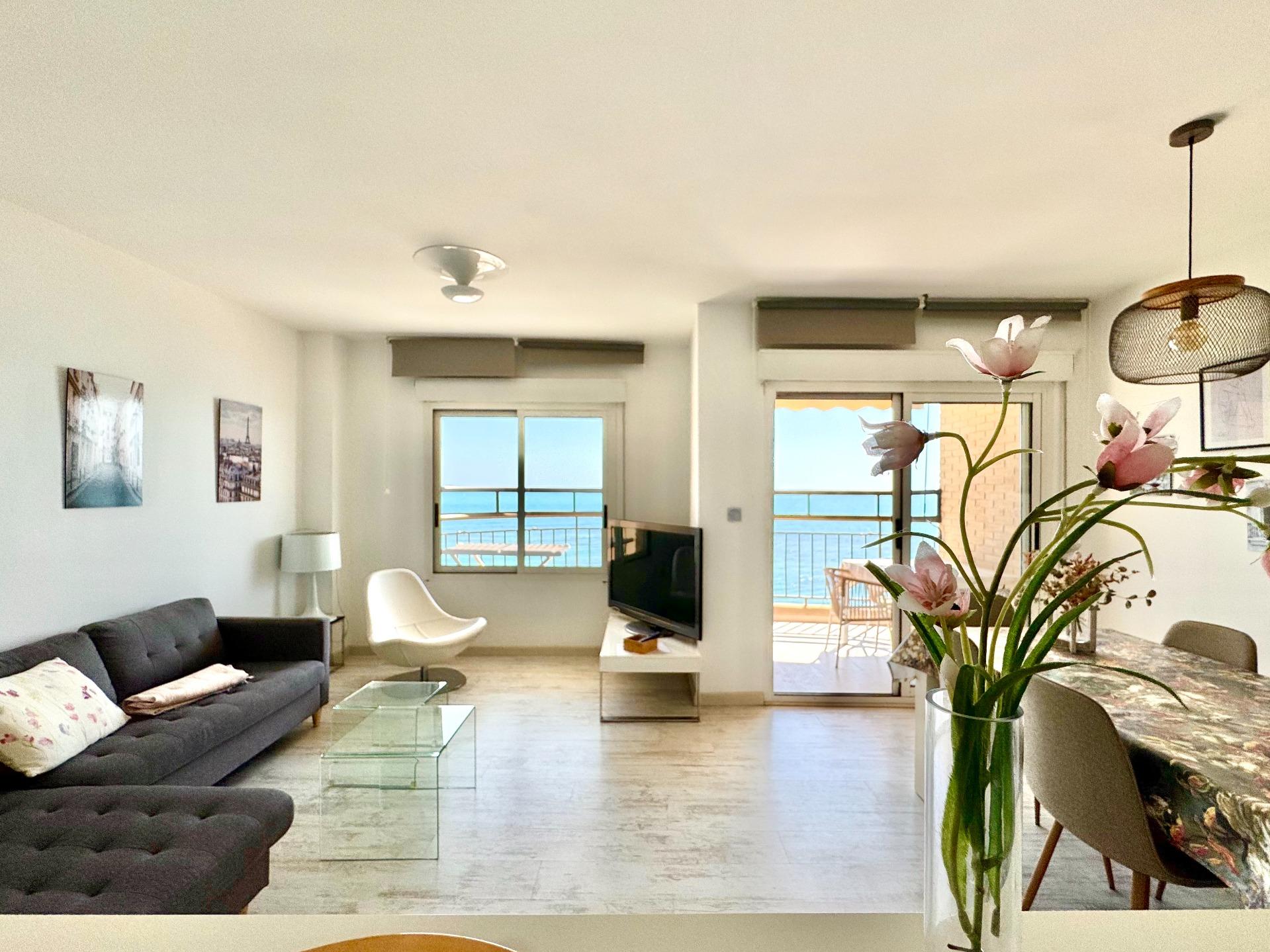 3 Bed, 2 Bath, ApartmentFor Sale, Torrevieja, Alicante