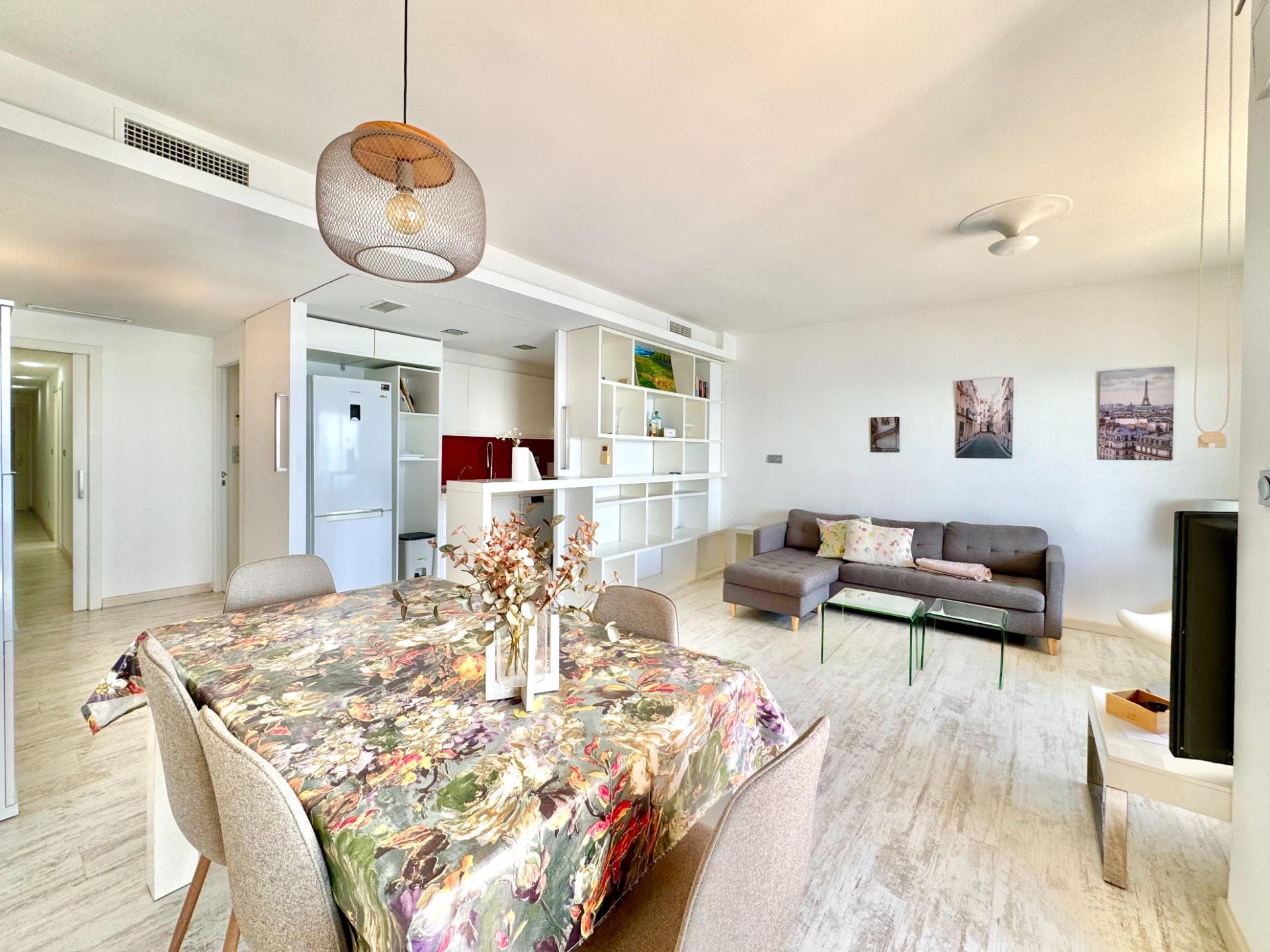 3 Bed, 2 Bath, ApartmentFor Sale, Torrevieja, Alicante