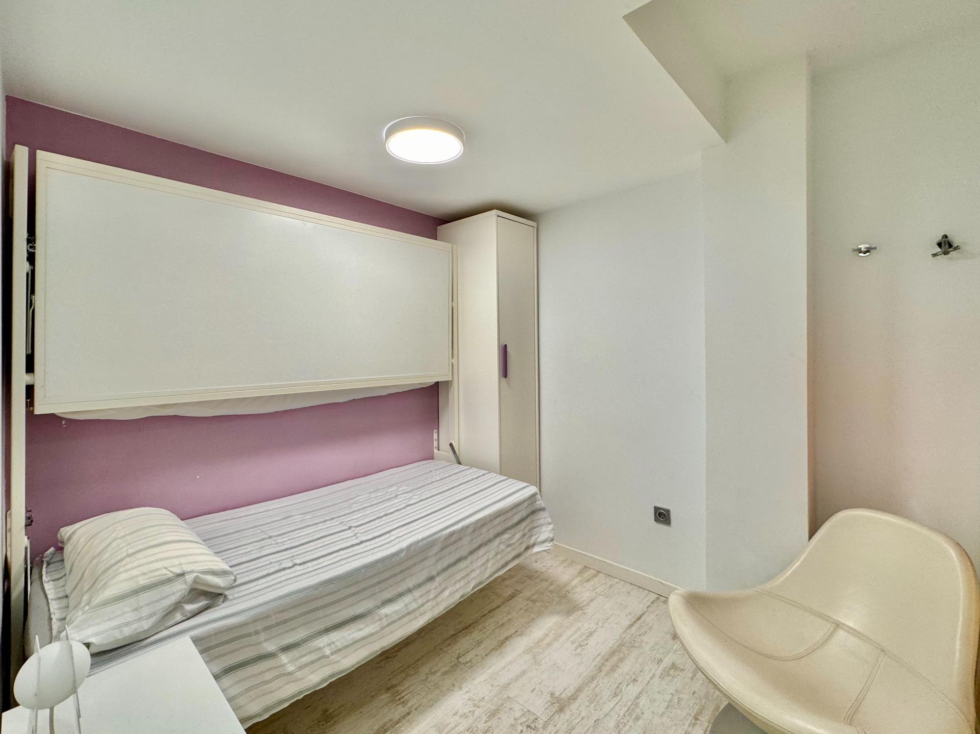 3 Bed, 2 Bath, ApartmentFor Sale, Torrevieja, Alicante