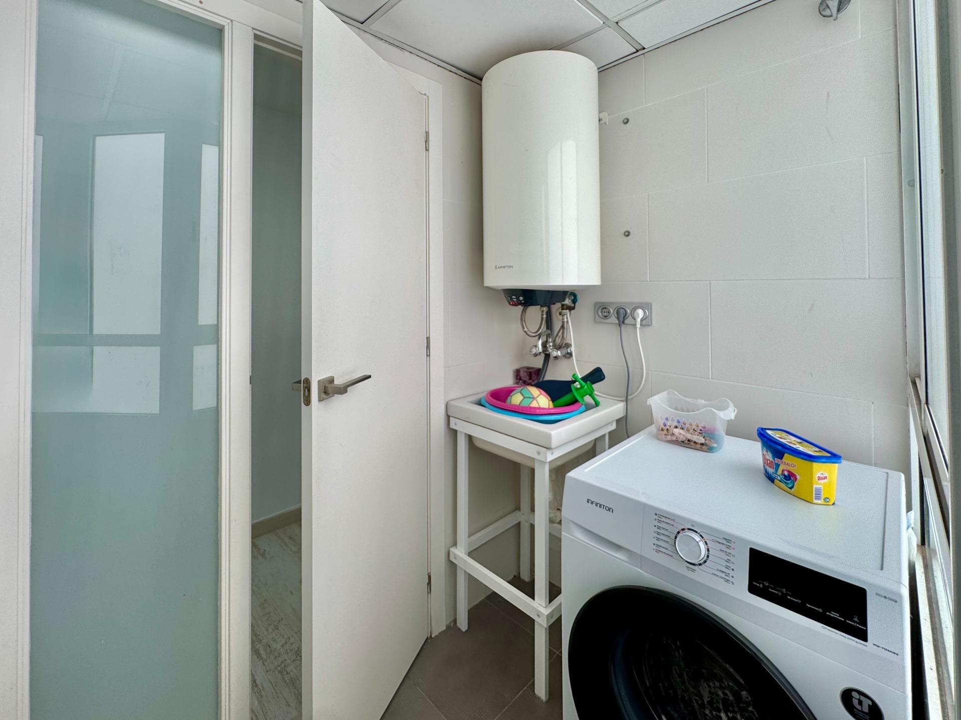 3 Bed, 2 Bath, ApartmentFor Sale, Torrevieja, Alicante