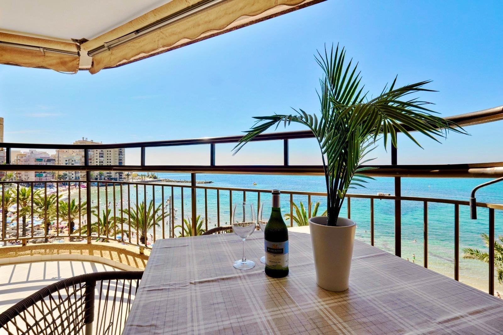 3 Bed, 2 Bath, ApartmentFor Sale, Torrevieja, Alicante