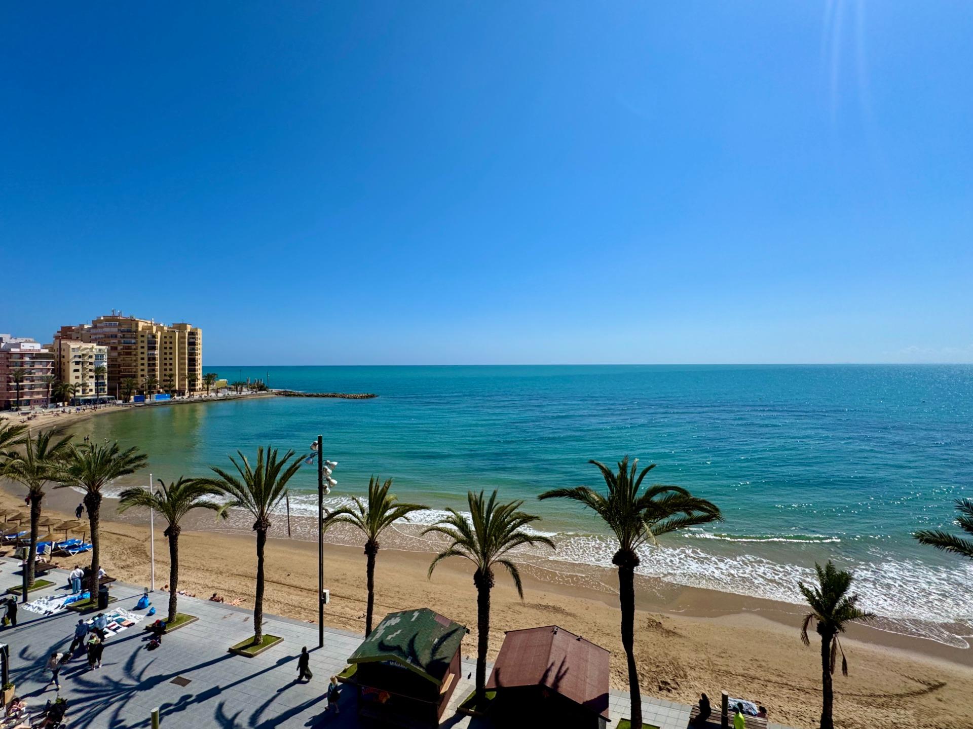 3 Bed, 2 Bath, ApartmentFor Sale, Torrevieja, Alicante
