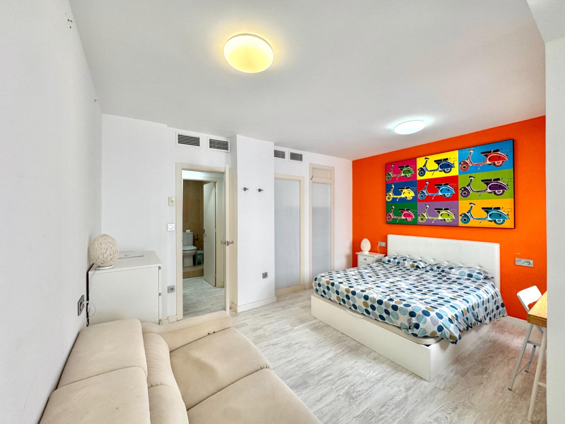 3 Bed, 2 Bath, ApartmentFor Sale, Torrevieja, Alicante