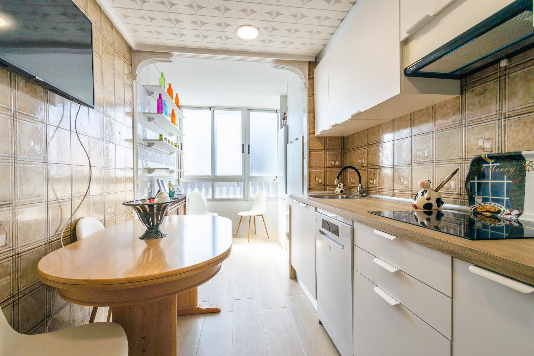 2 Bed, 1 Bath, ApartmentFor Sale, Torrevieja, Alicante