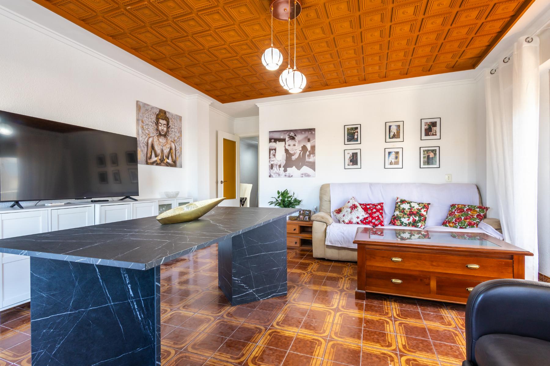 2 Bed, 1 Bath, ApartmentFor Sale, Torrevieja, Alicante