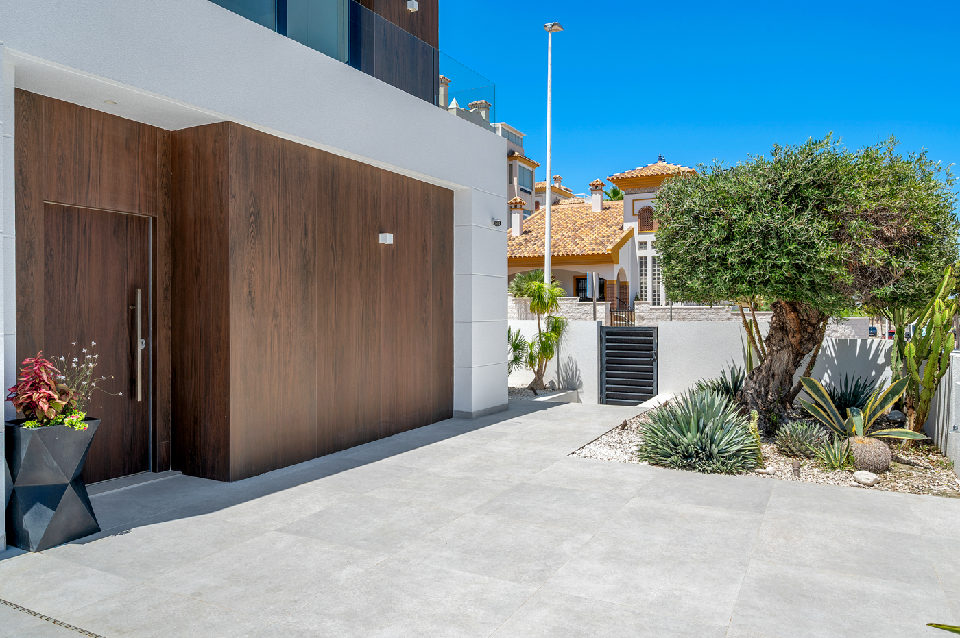 4 Bed, 3 Bath, HouseFor Sale, Guardamar Del Segura, Alicante
