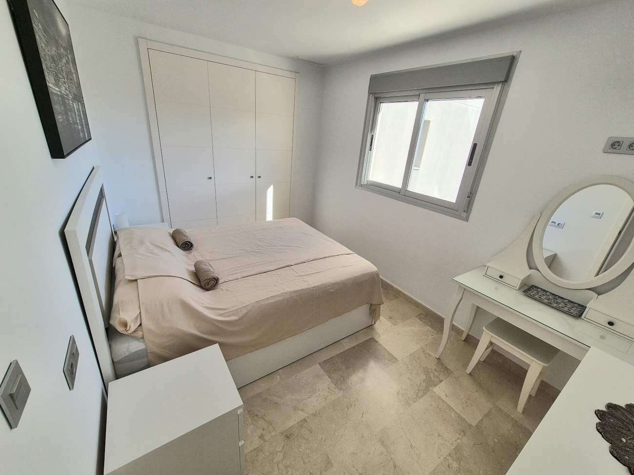 2 Bed, 1 Bath, ApartmentFor Sale, Villamartin, Alicante