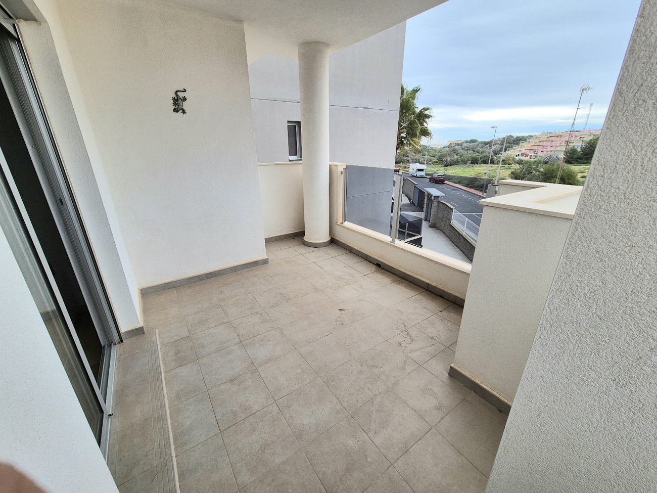 2 Bed, 1 Bath, ApartmentFor Sale, Villamartin, Alicante