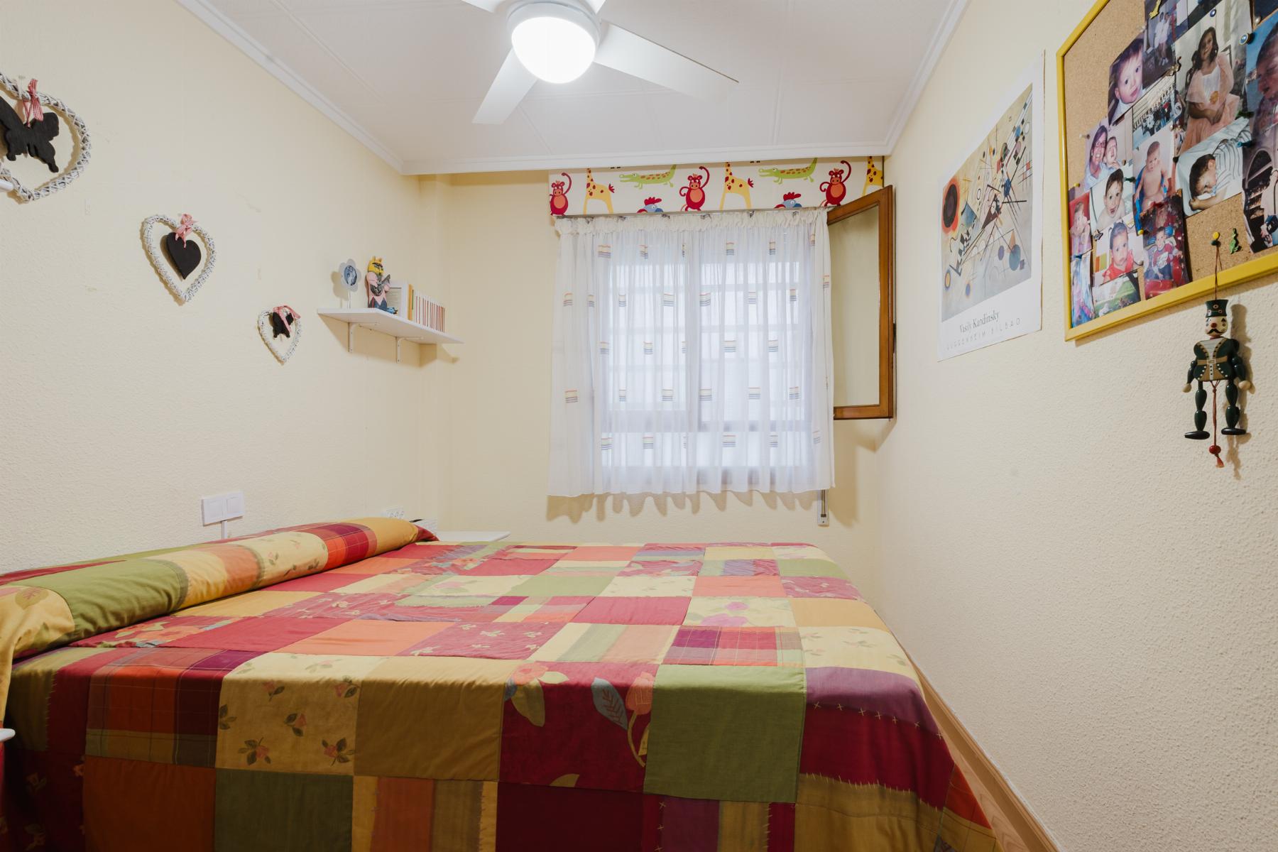 3 Bed, 2 Bath, ApartmentFor Sale, Torrevieja, Alicante