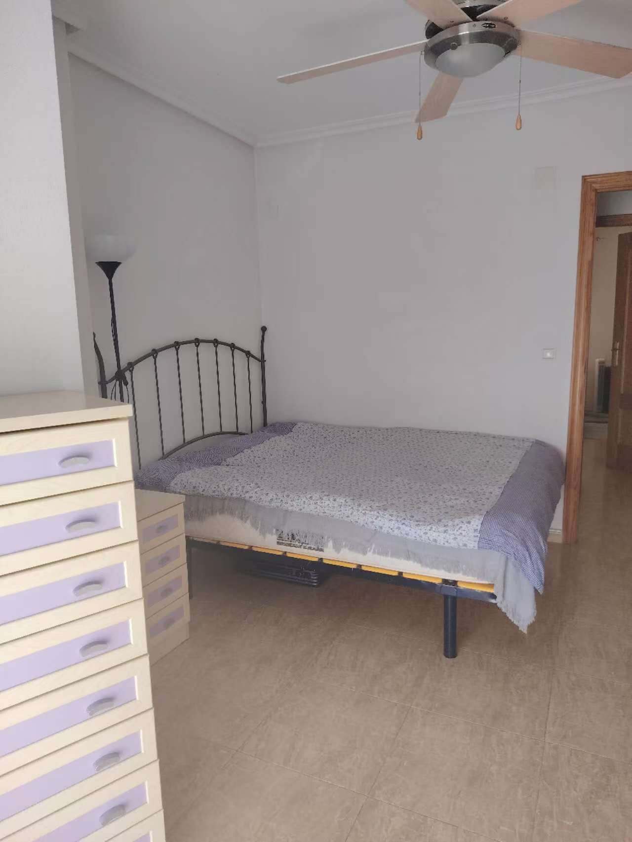 3 Bed, 1 Bath, ApartmentFor Sale, Torrevieja, Alicante