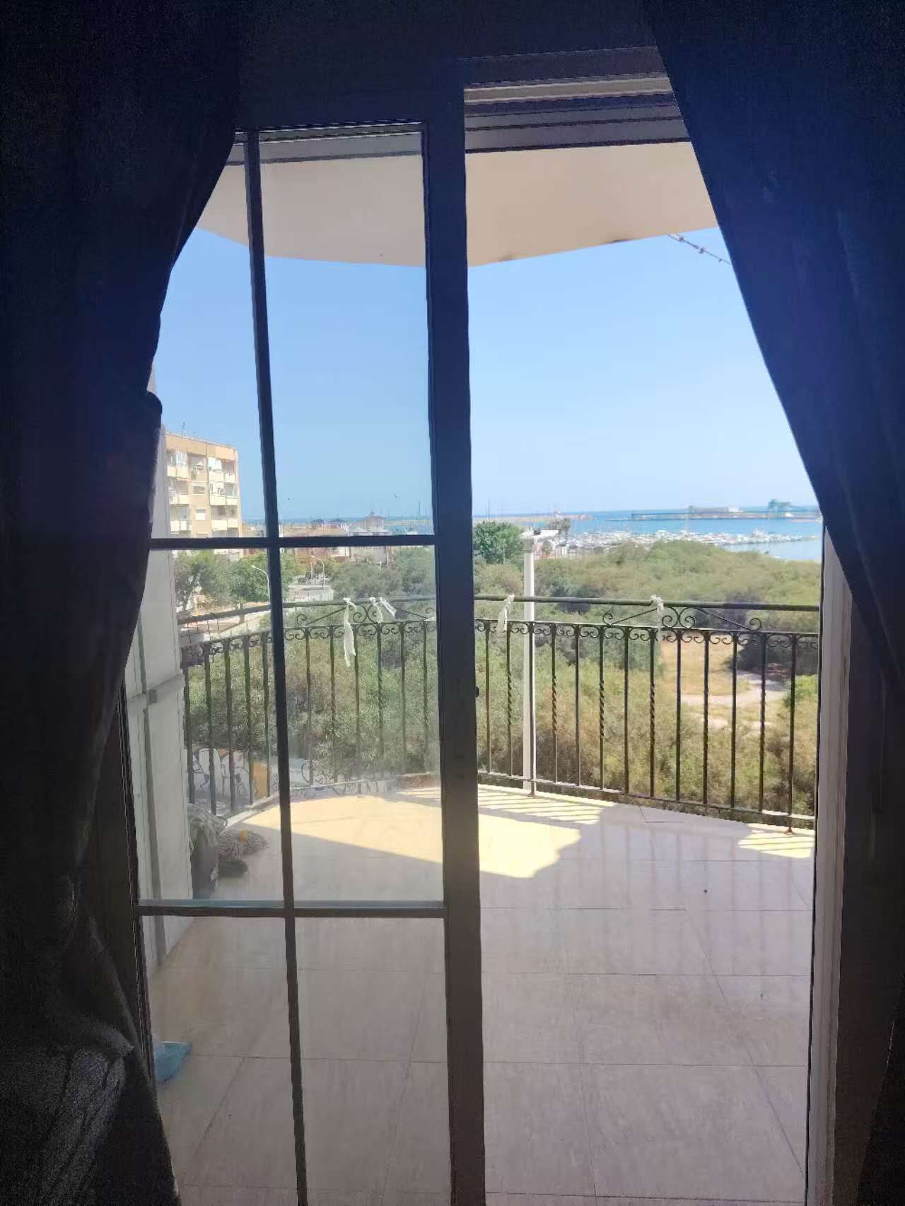 3 Bed, 1 Bath, ApartmentFor Sale, Torrevieja, Alicante