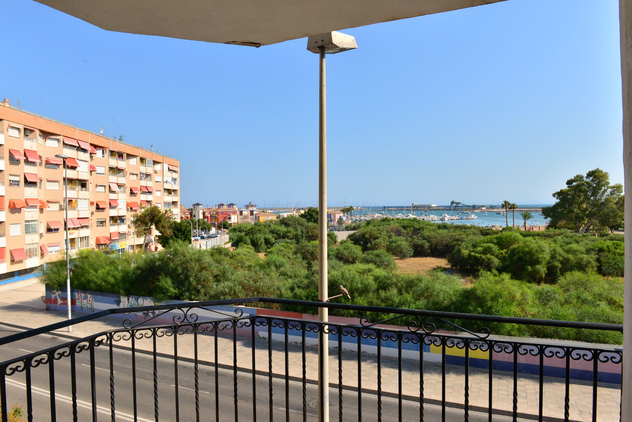 3 Bed, 1 Bath, ApartmentFor Sale, Torrevieja, Alicante