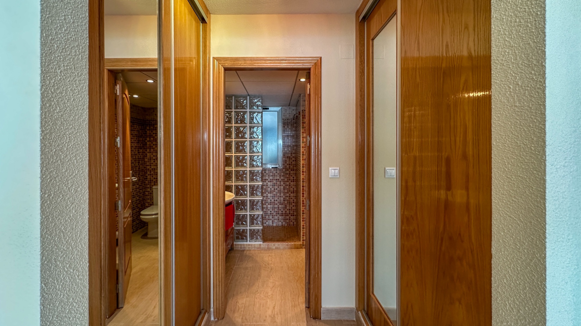 4 Bed, 3 Bath, ApartmentFor Sale, Torrevieja, Alicante