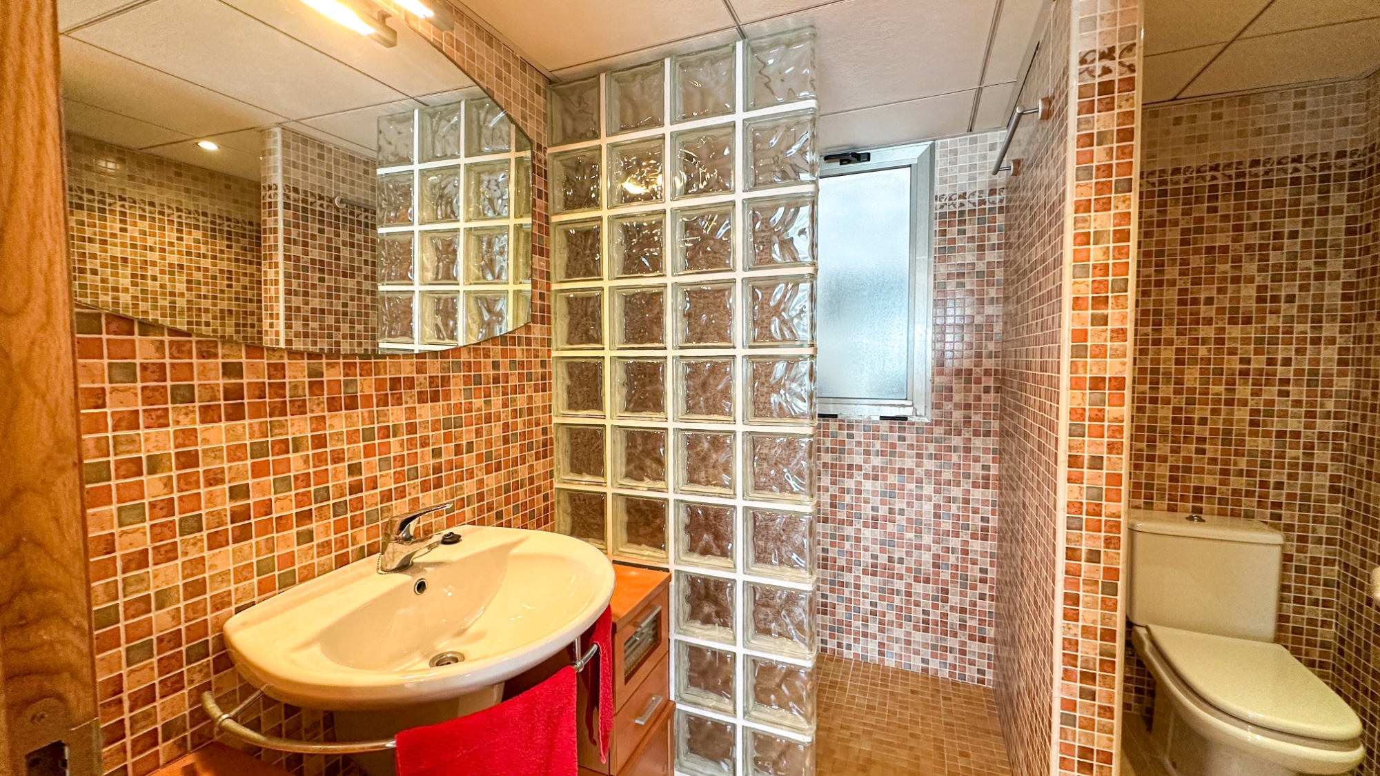 4 Bed, 3 Bath, ApartmentFor Sale, Torrevieja, Alicante