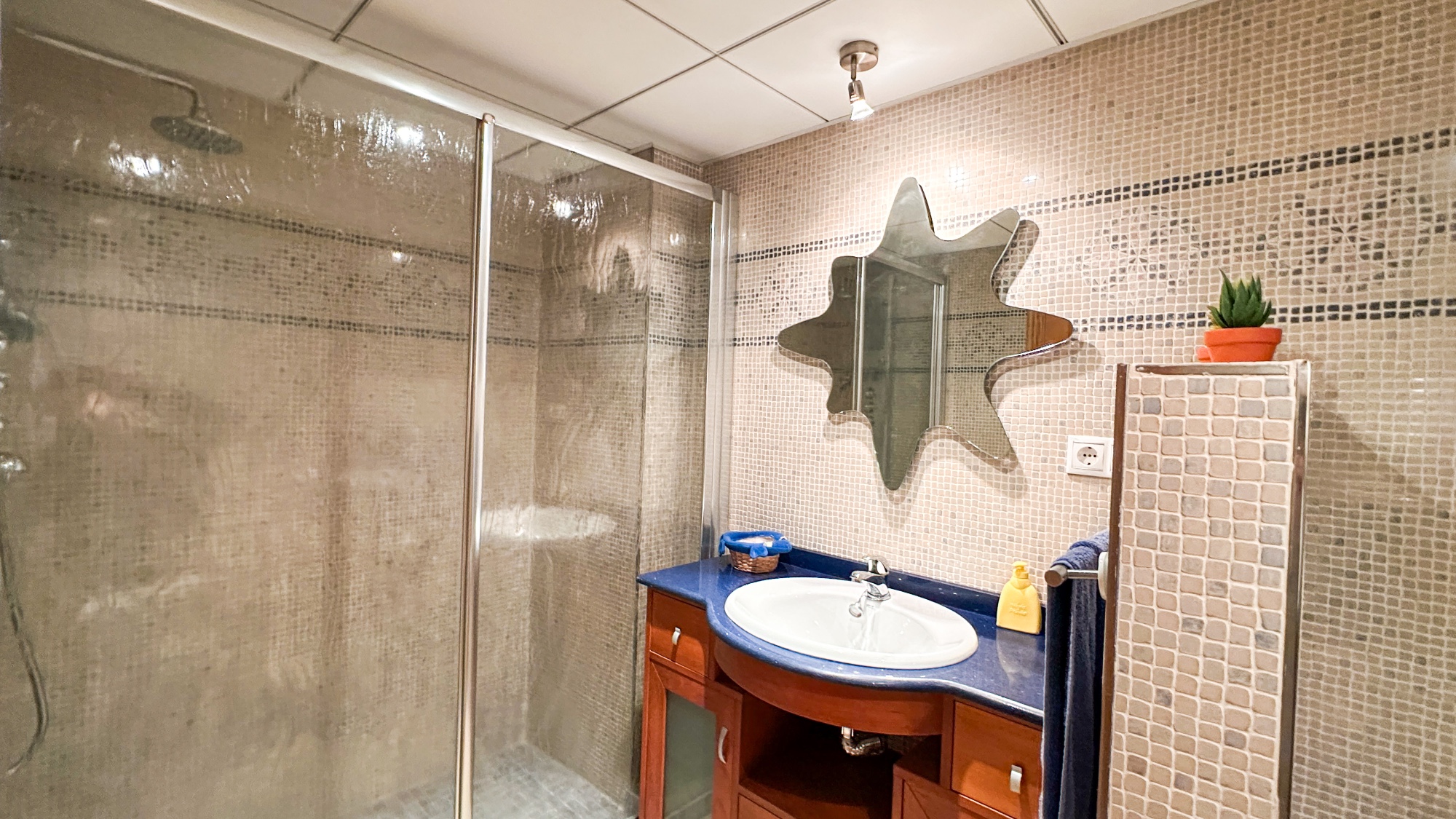 4 Bed, 3 Bath, ApartmentFor Sale, Torrevieja, Alicante