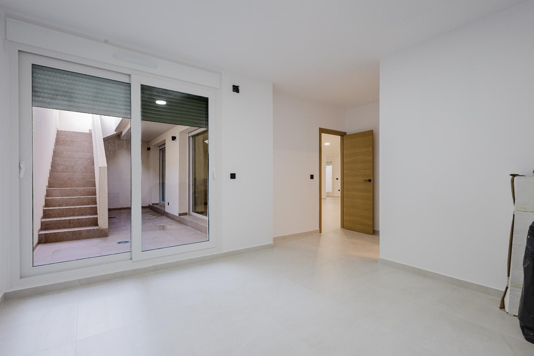 4 Bed, 4 Bath, HouseFor Sale, Algorfa, Alicante