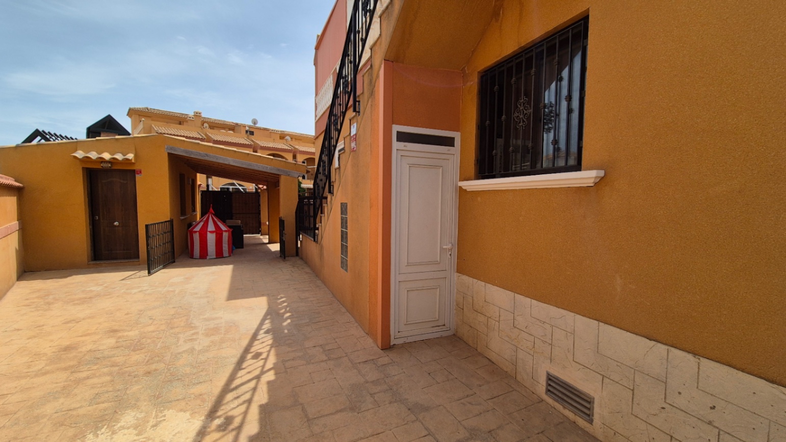 2 Bed, 2 Bath, HouseFor Sale, Torrevieja, Alicante