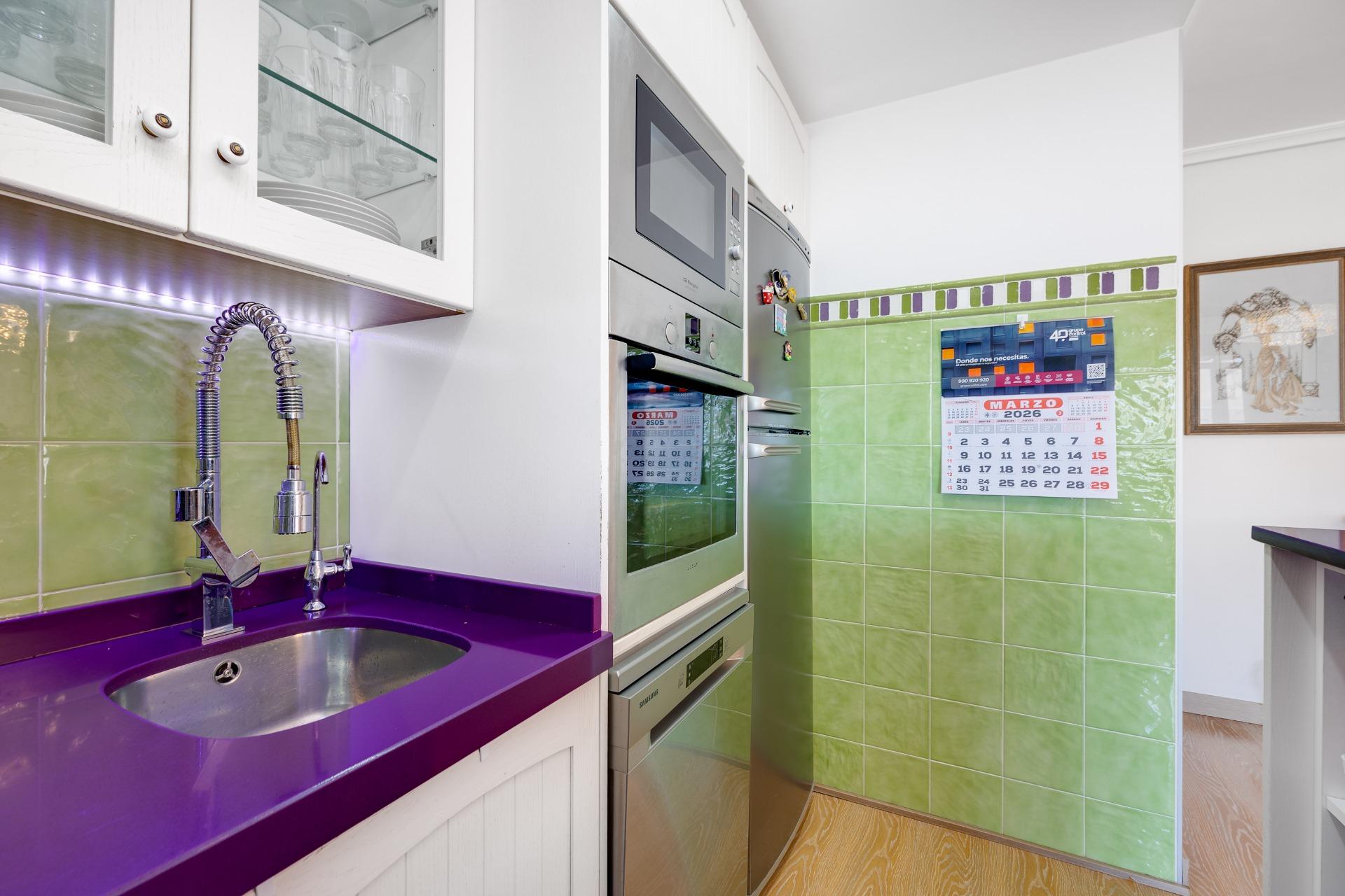 2 Bed, 1 Bath, ApartmentFor Sale, Torrevieja, Alicante