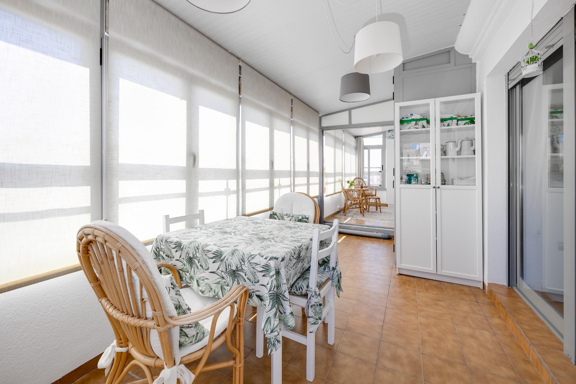 2 Bed, 1 Bath, ApartmentFor Sale, Torrevieja, Alicante