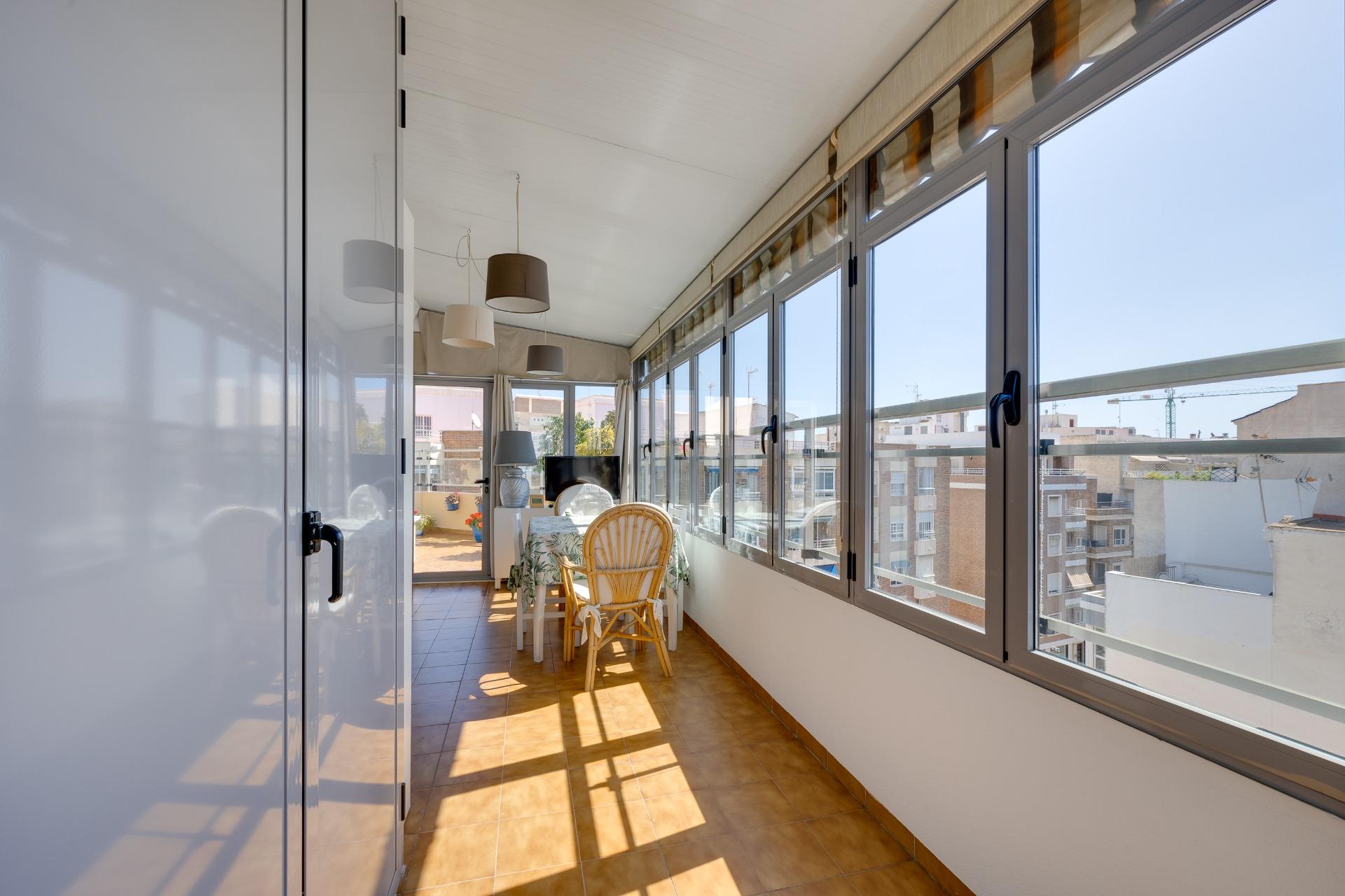 2 Bed, 1 Bath, ApartmentFor Sale, Torrevieja, Alicante