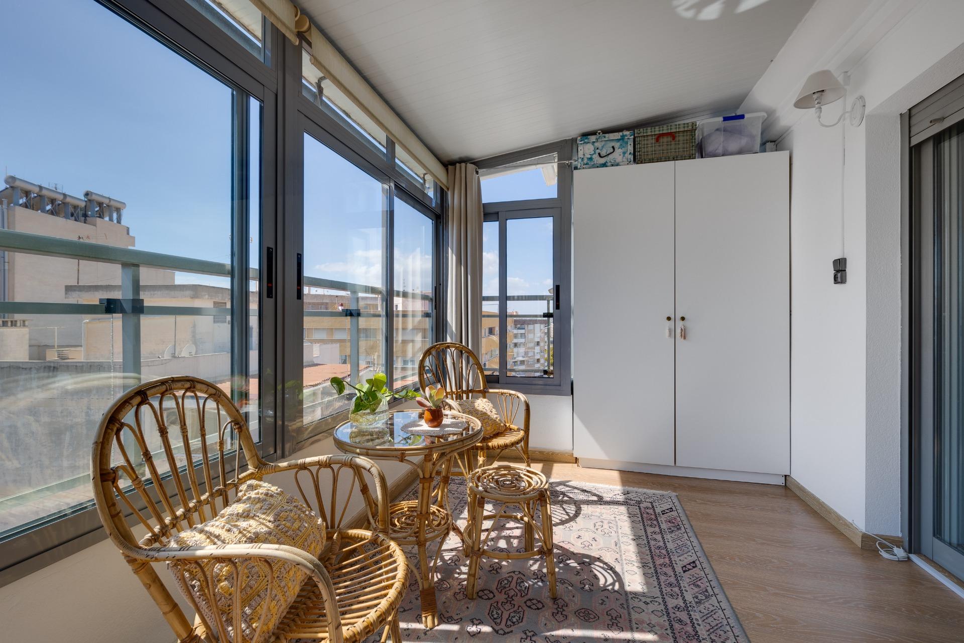 2 Bed, 1 Bath, ApartmentFor Sale, Torrevieja, Alicante