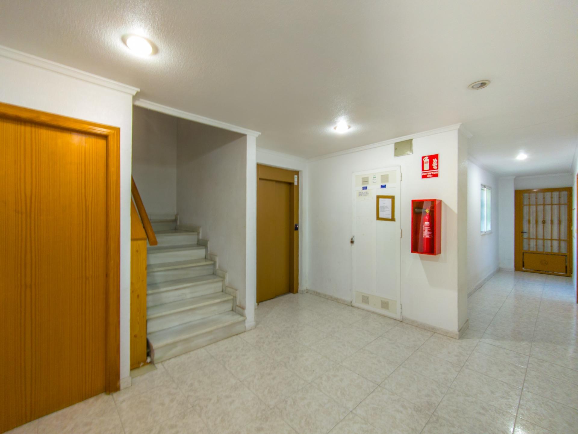 2 Bed, 1 Bath, ApartmentFor Sale, Torrevieja, Alicante