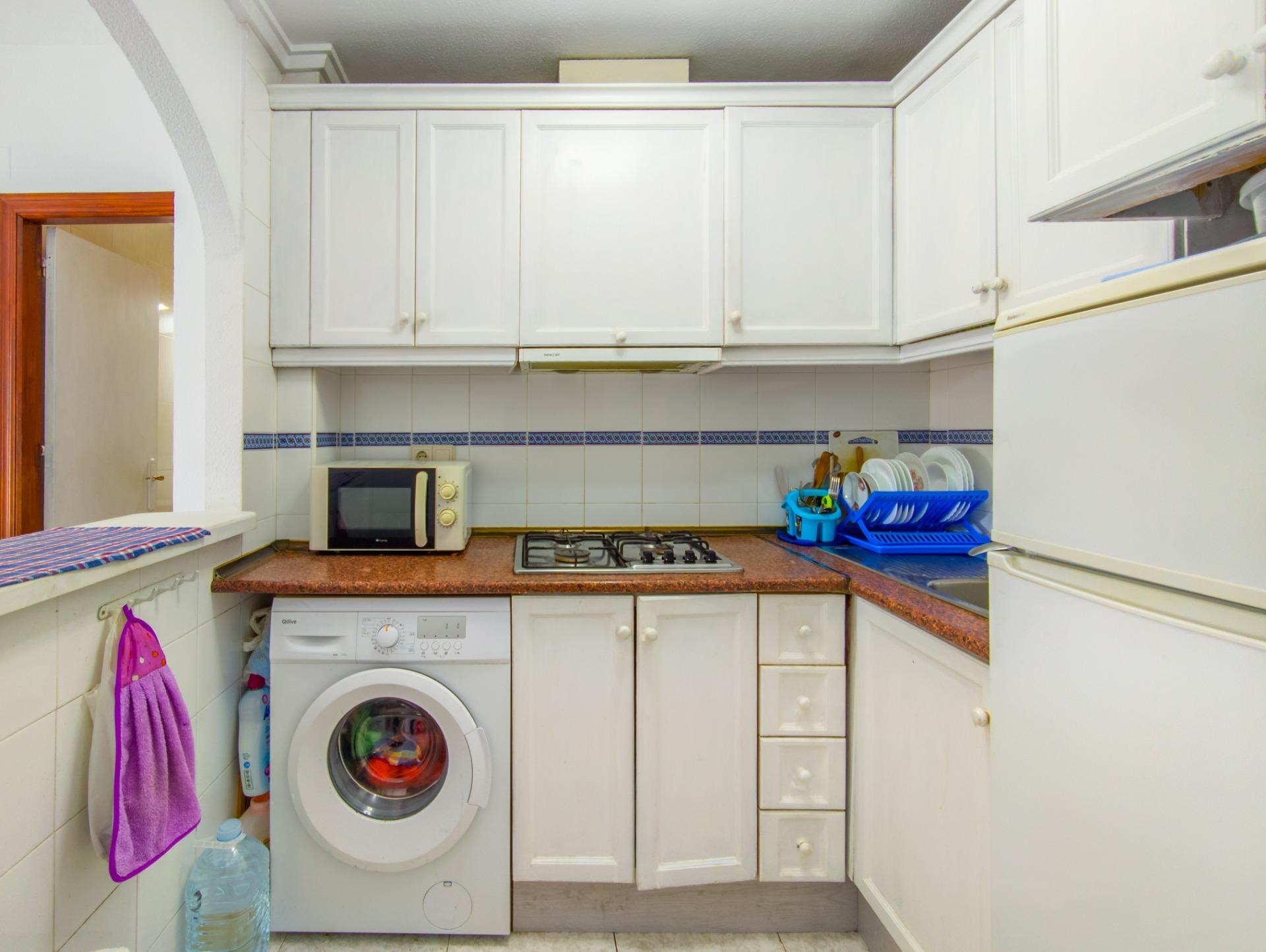 2 Bed, 1 Bath, ApartmentFor Sale, Torrevieja, Alicante